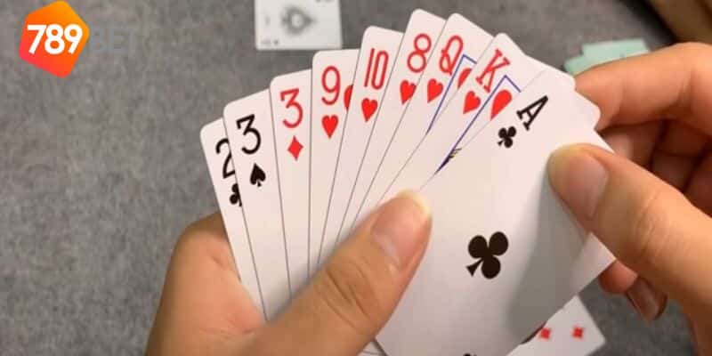 Bài phỏm: Trò chơi đỉnh cao của bộ môn đánh bài 2 bài phỏm