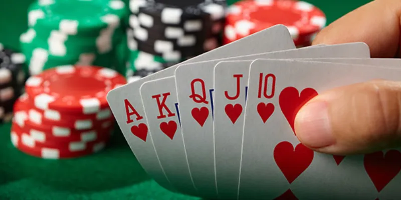 Cách chơi Poker thắng lớn: Chiến lược và mẹo từ các cao thủ 3 Cách đọc bài và dự đoán kết quả trong Poker